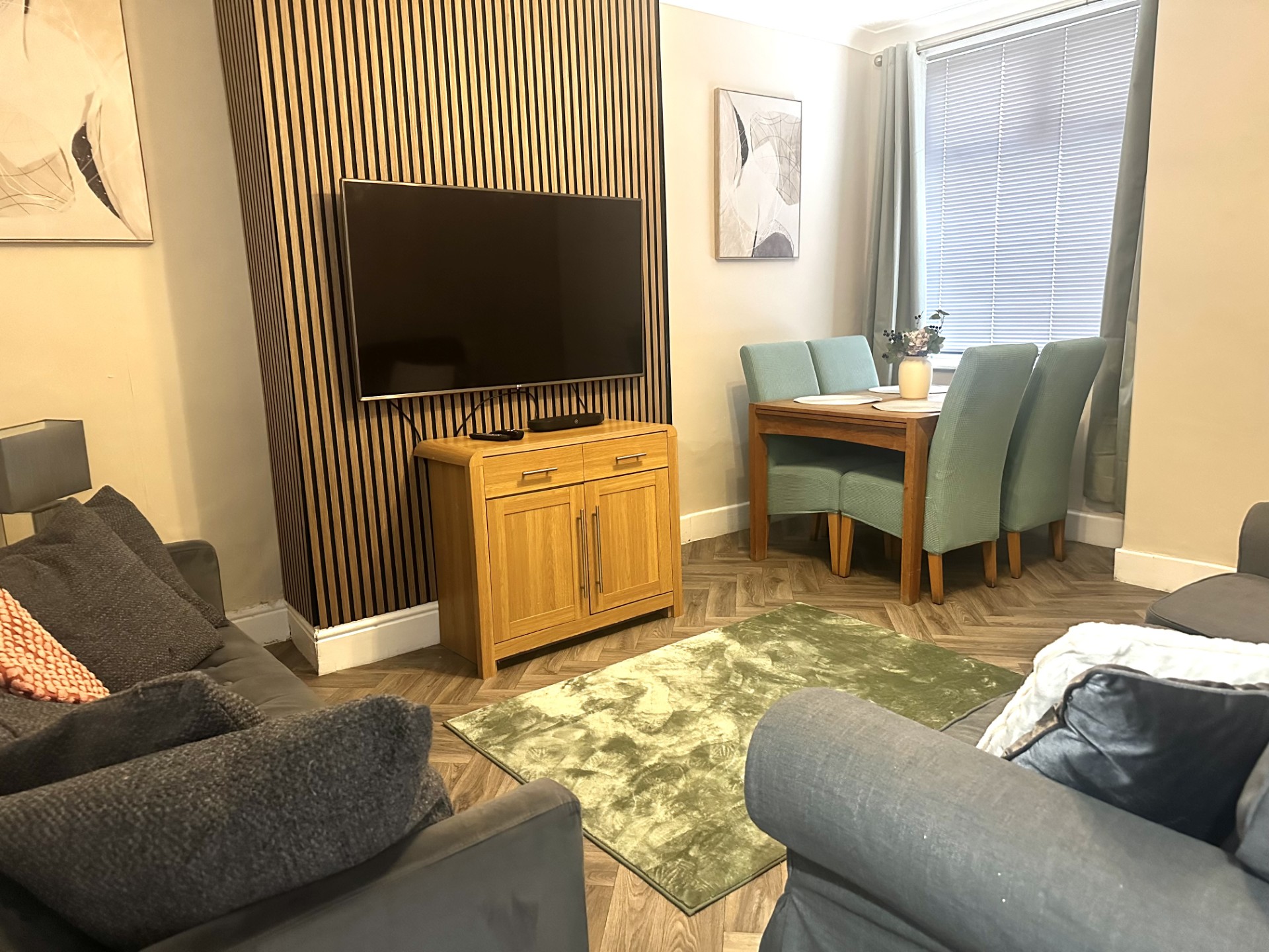Nest House Lounge with Sky TV Crewe